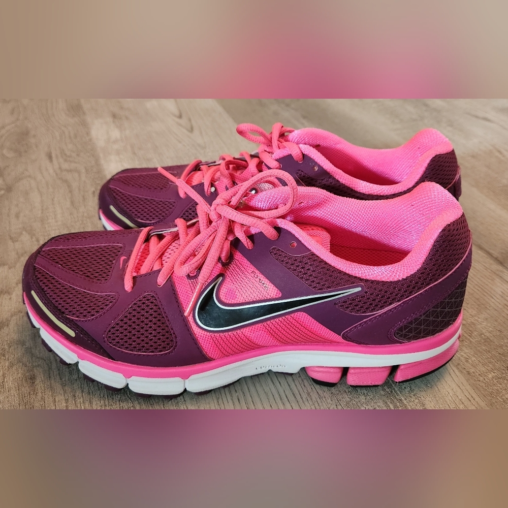Womens Nike Shoes